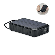 DYA 8000 mAh solar dynamo charger